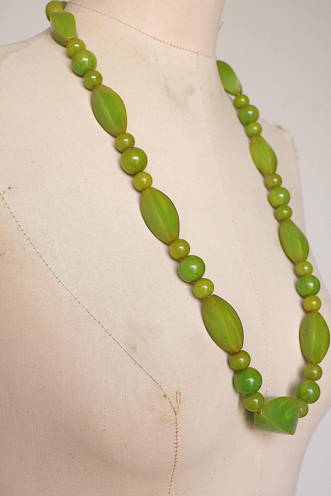 アンティークネックレス collier antique ベークライト .FR a l'epoque