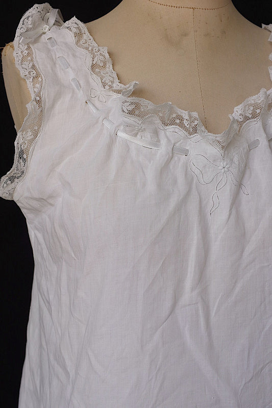 アンティークワンピース vêtement antique robe de chambre .FR a l'epoque