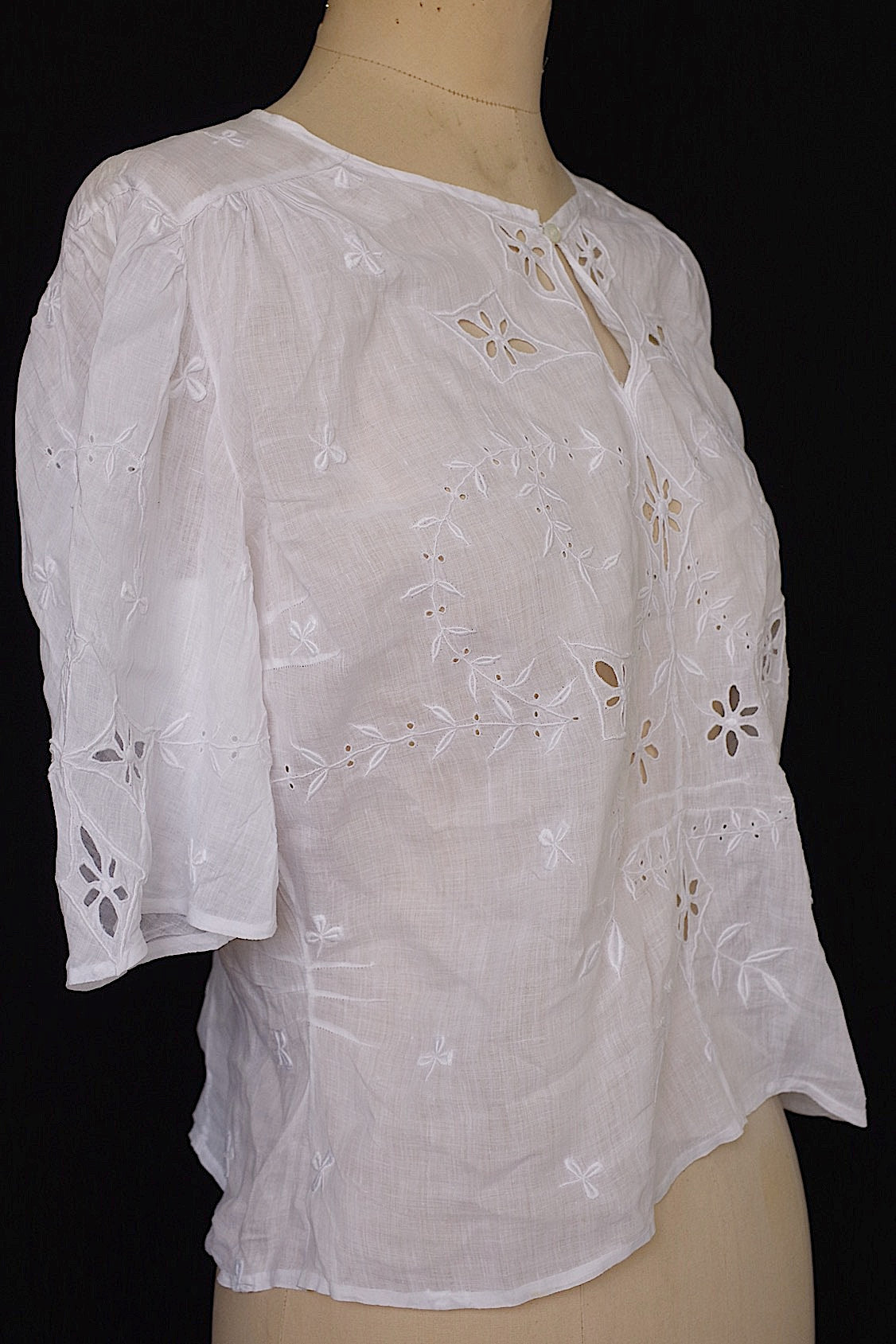 アンティークブラウス vêtement antique .FR a l'epoque