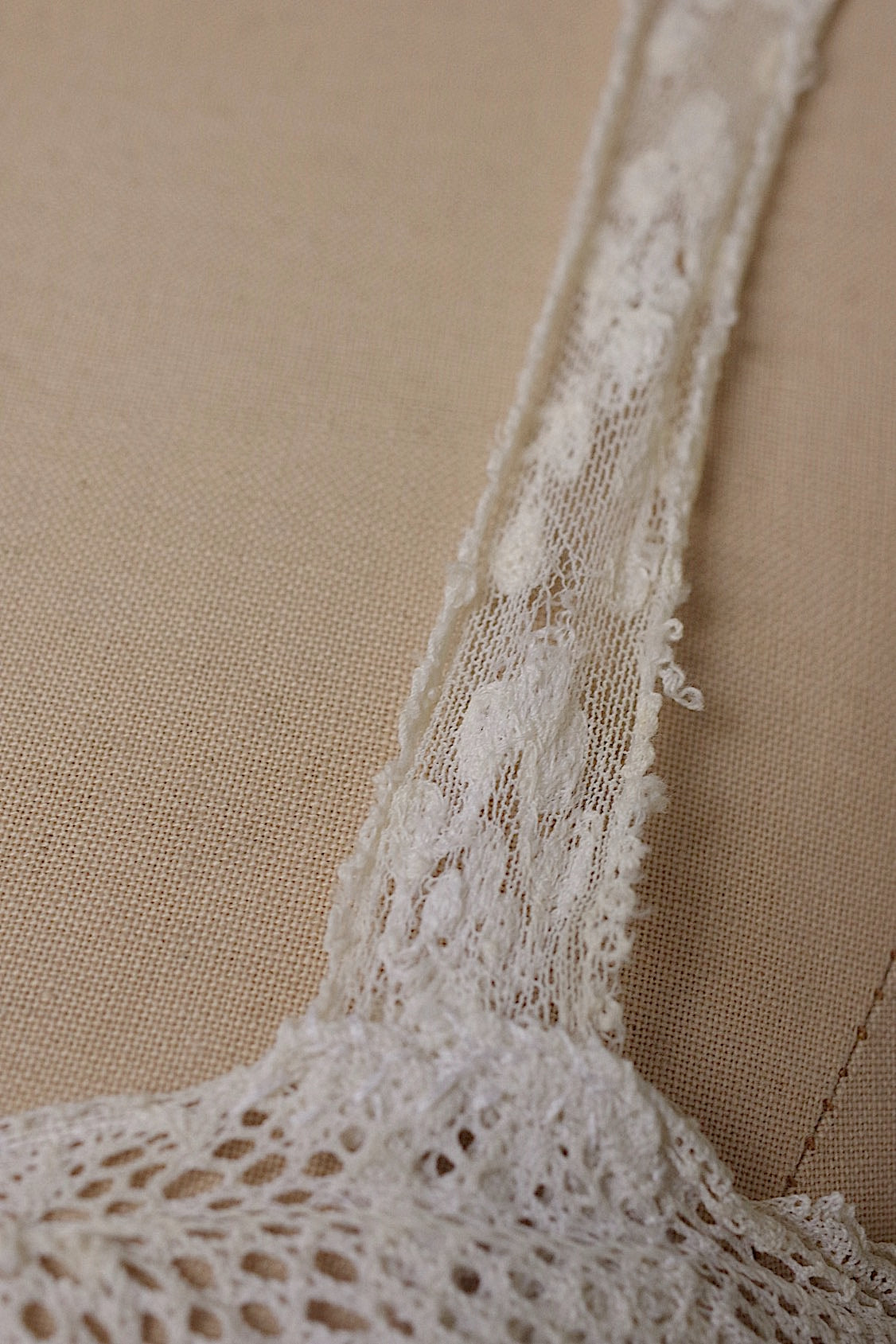 アンティークブラウス vêtement antique クロシェレーストップ .FR a l'epoque