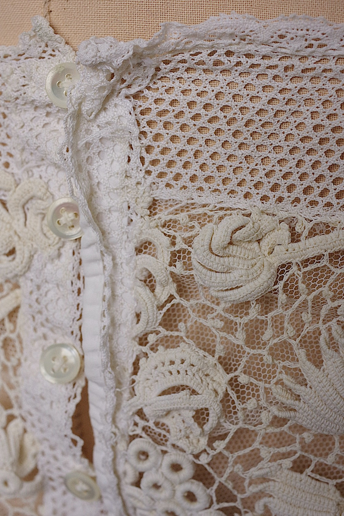 アンティークブラウス vêtement antique クロシェレーストップ .FR a l'epoque