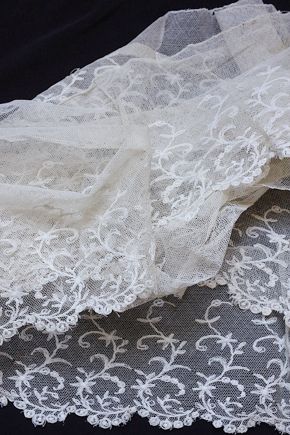 アンティークレース dentelle ancienne 308cm .FR a l'epoque