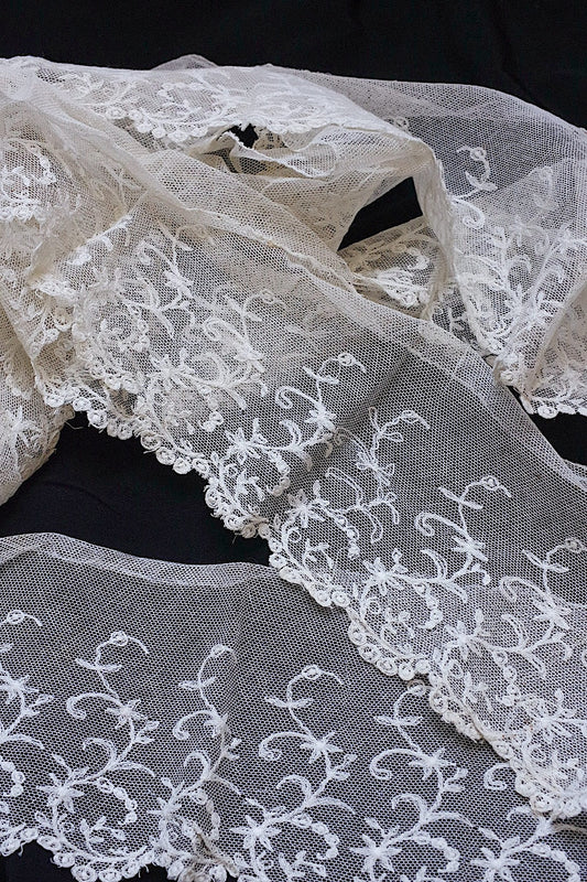 アンティークレース dentelle ancienne 308cm .FR a l'epoque