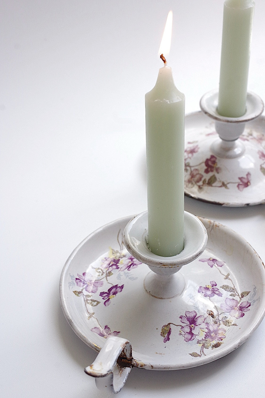 アンティークキャンドル立て Bougeoir すみれ .FR a l'epoque