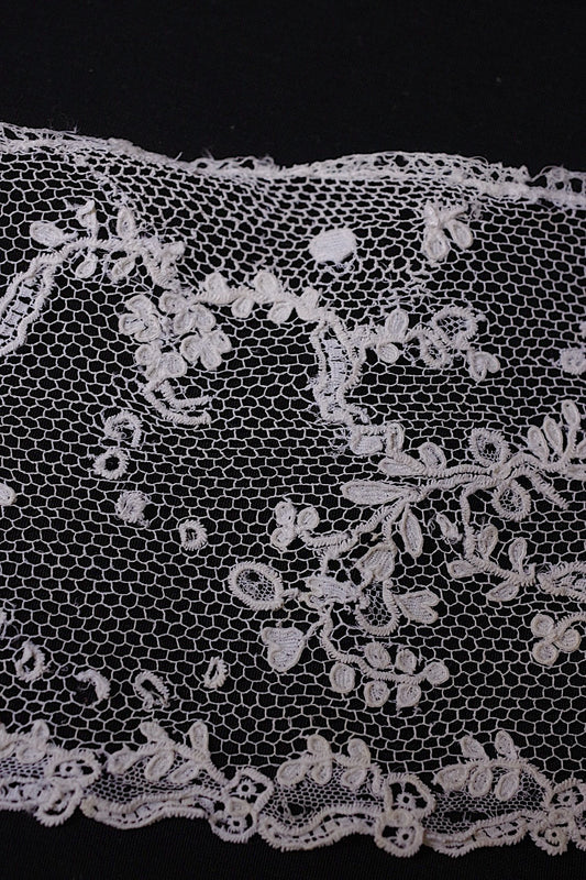 アンティークレース dentelle ancienne 150cm 220cm アランソン .FR a l'epoque