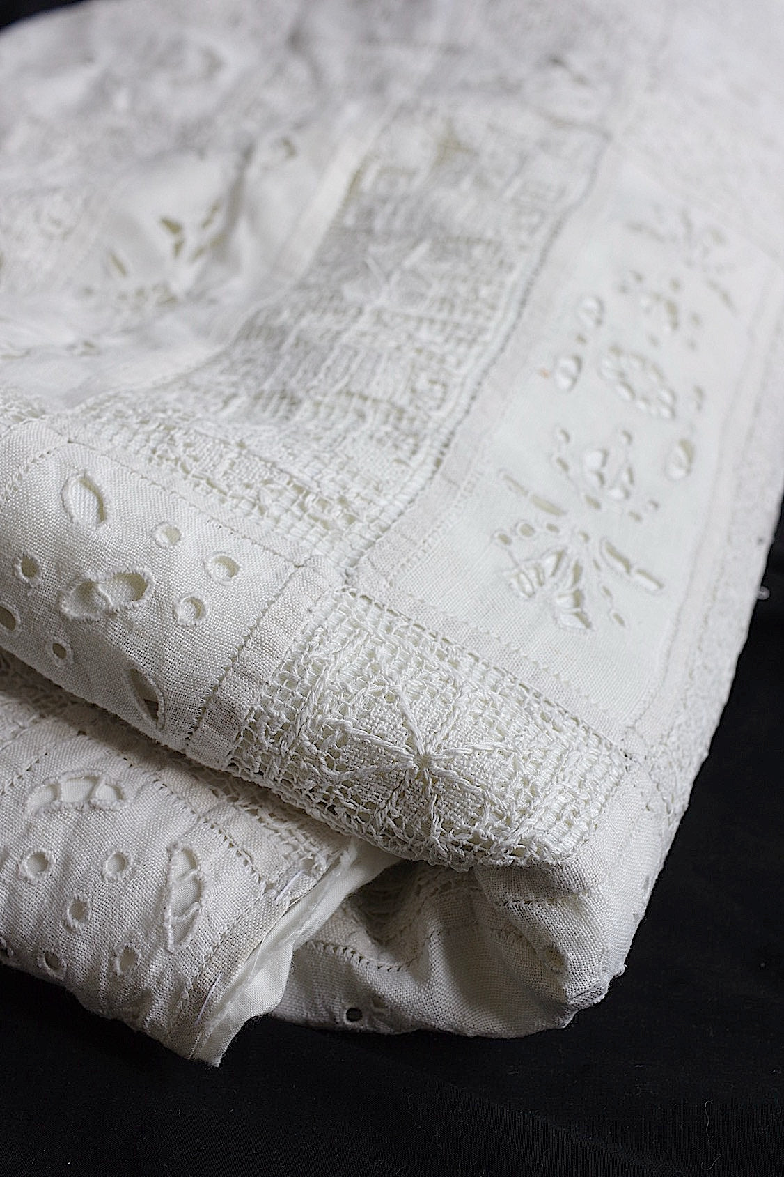 アンティーククロス linge de maison antique .FR a l'epoque