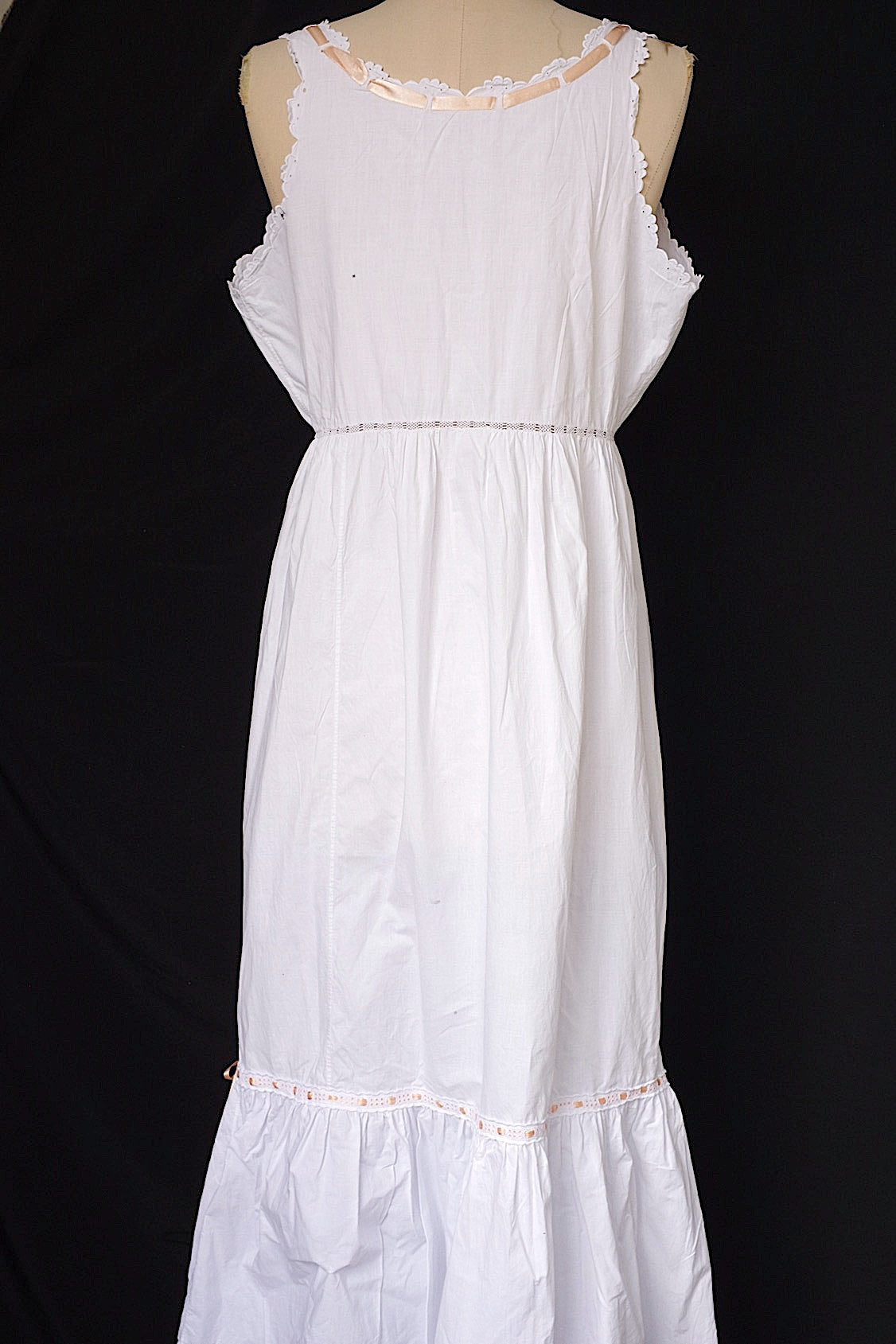 アンティークワンピース vêtement antique .FR a l'epoque