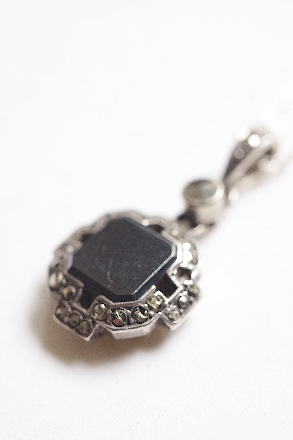 アンティークペンダント collier antique .FR a l'epoque
