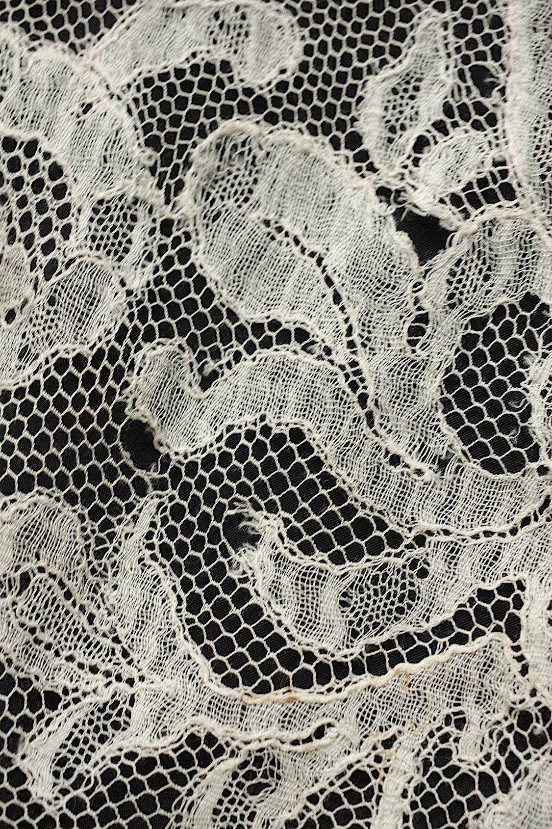 アンティークレース dentelle ancienne スカート生地 ハギレ2 .FR a l'epoque