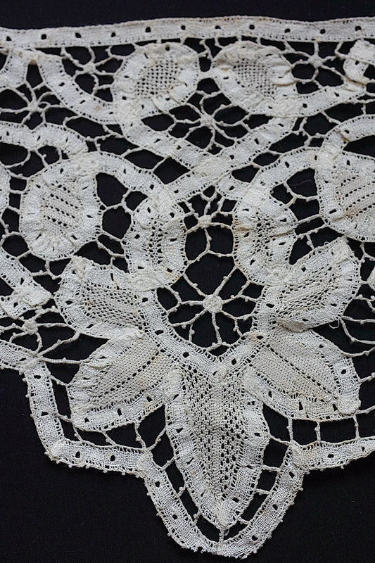 アンティークレース dentelle ancienne 460cm .FR a l'epoque