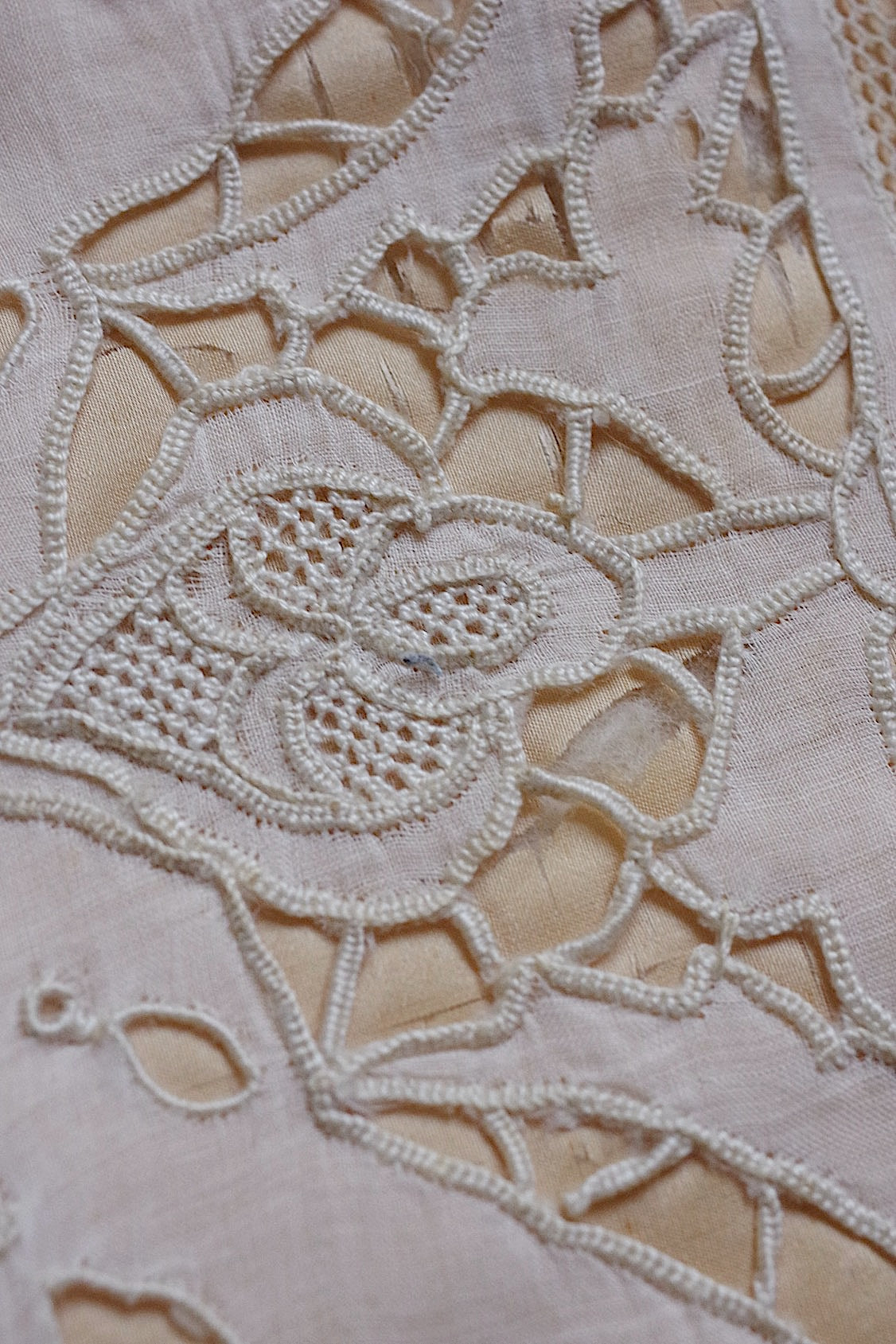 アンティークレース dentelle ancienne クッション .FR a l'epoque
