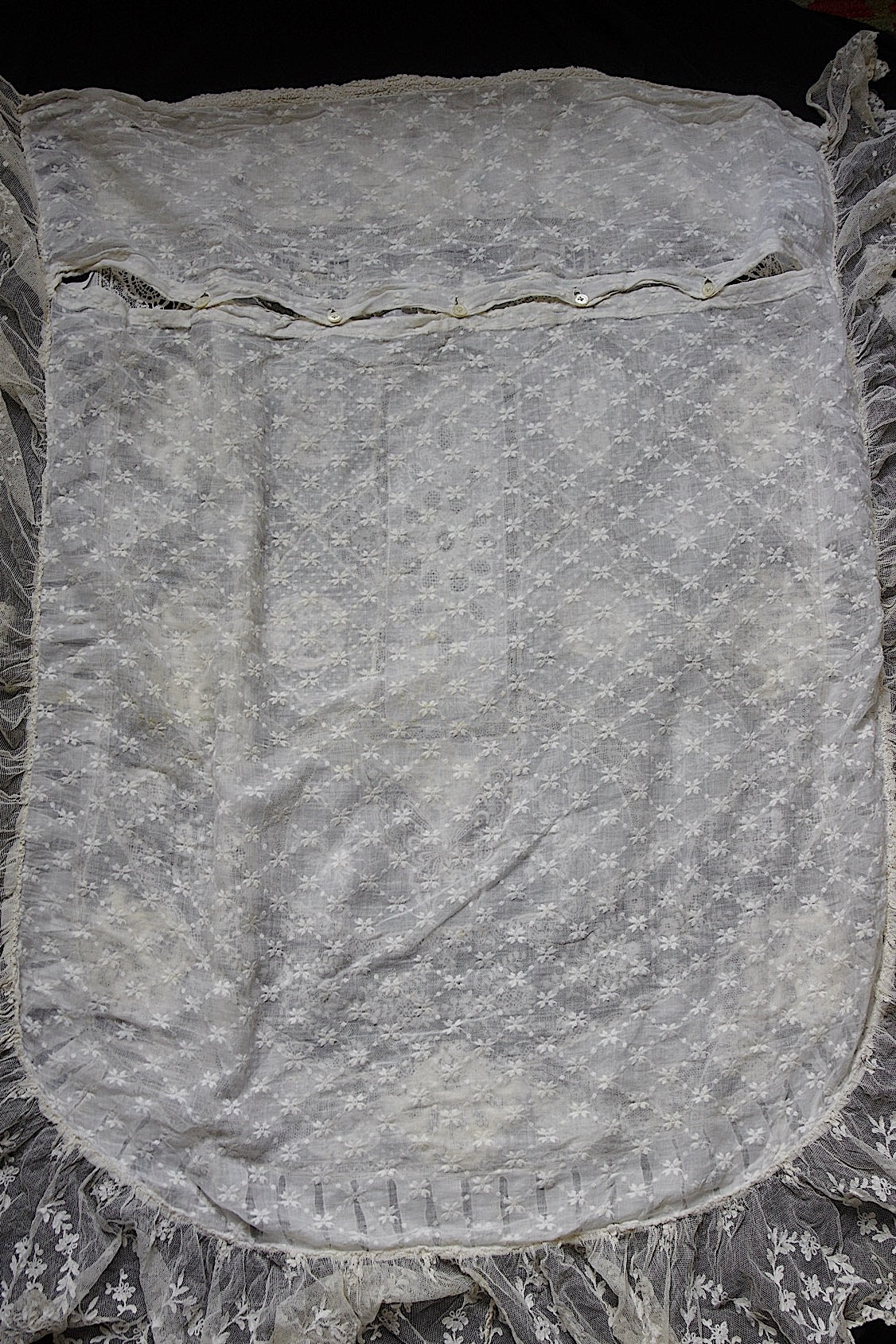 アンティークレース dentelle ancienne-antique lace 刺繍カバー 素材 .FR a l'epoque