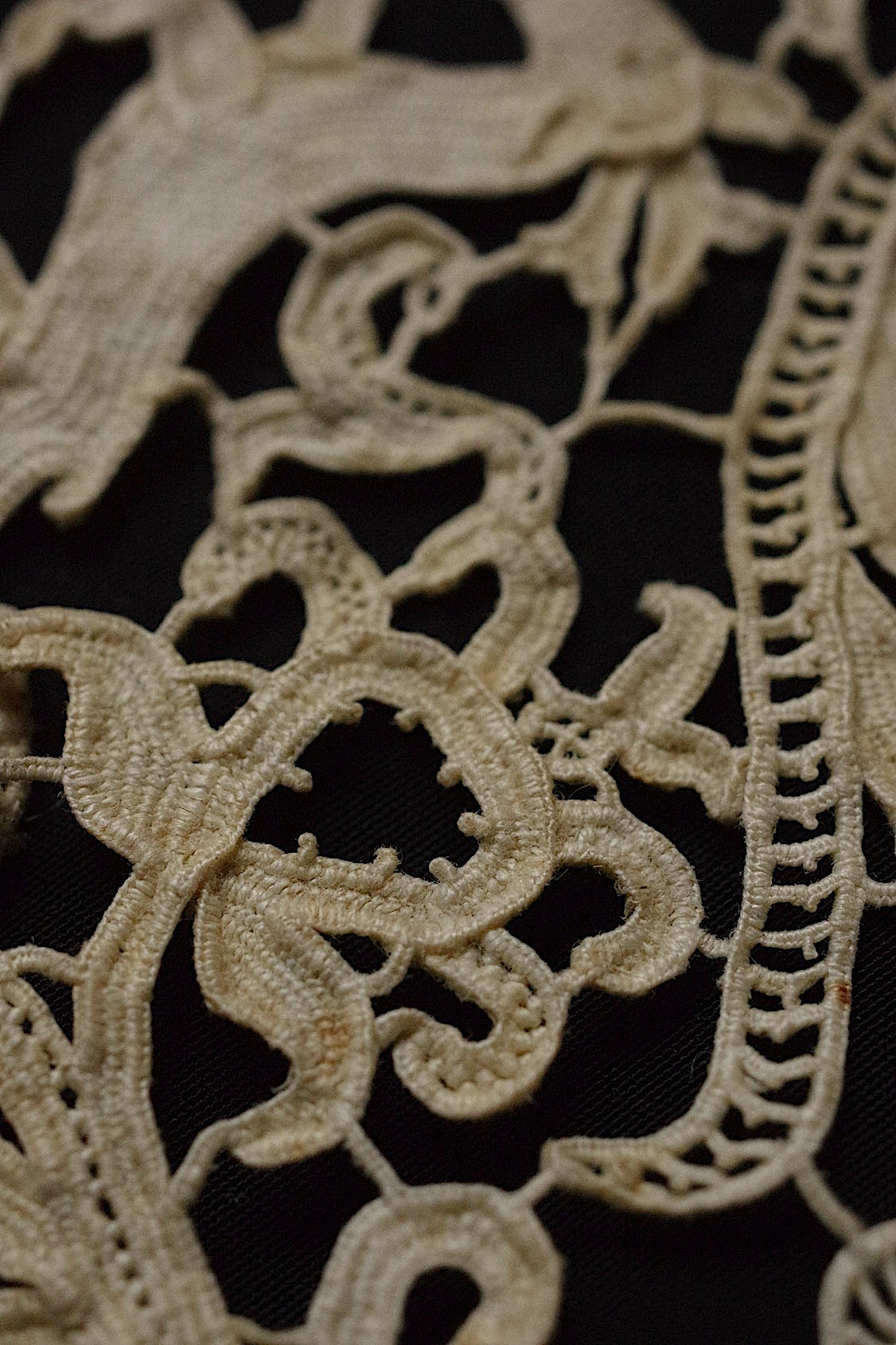 アンティークレース dentelle ancienne-antique lace punto in aria ハギレ .FR a l'epoque