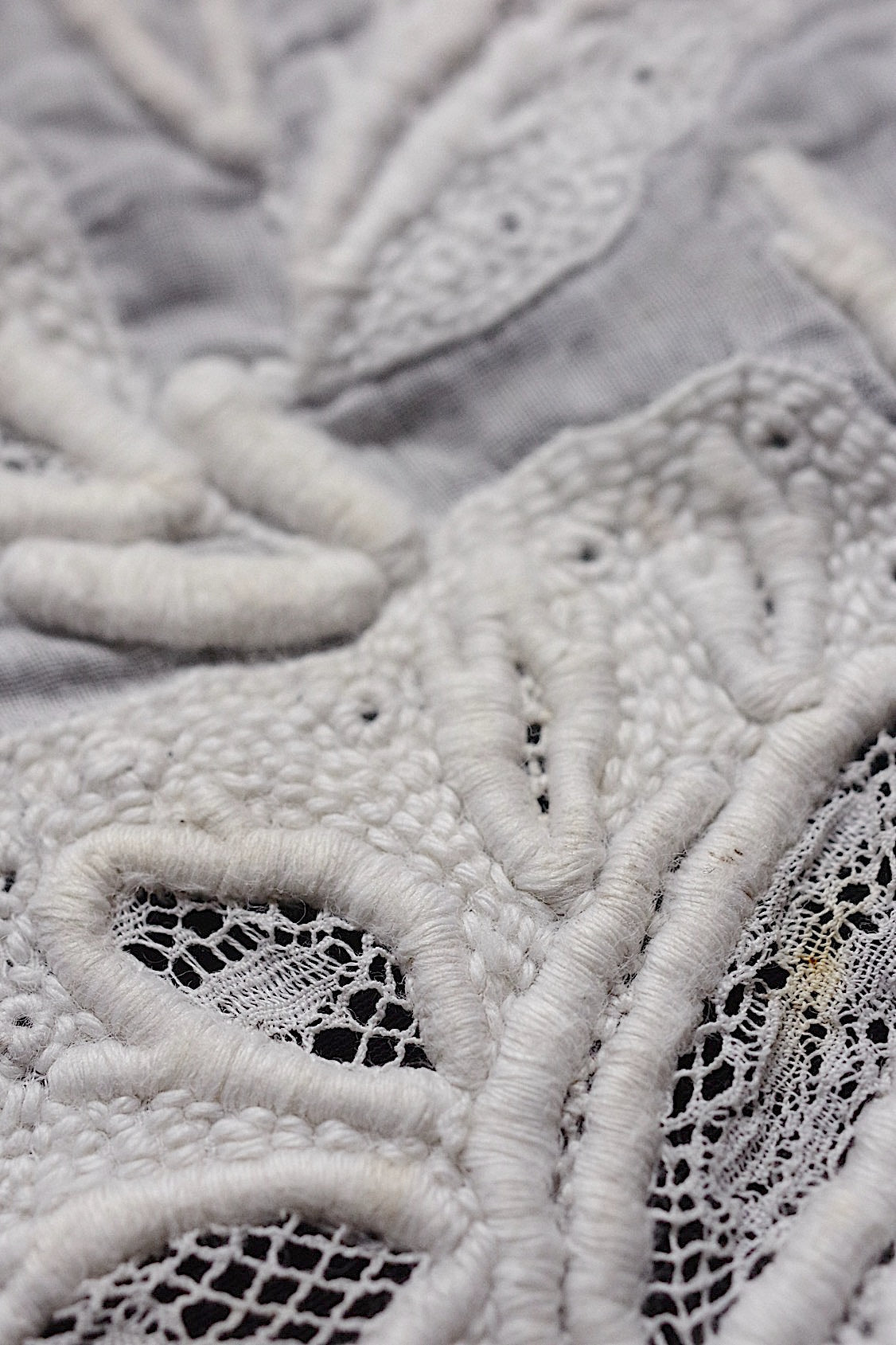 アンティークレース dentelle ancienne-antique lace 刺繍 nappe 2点 .FR a l'epoque