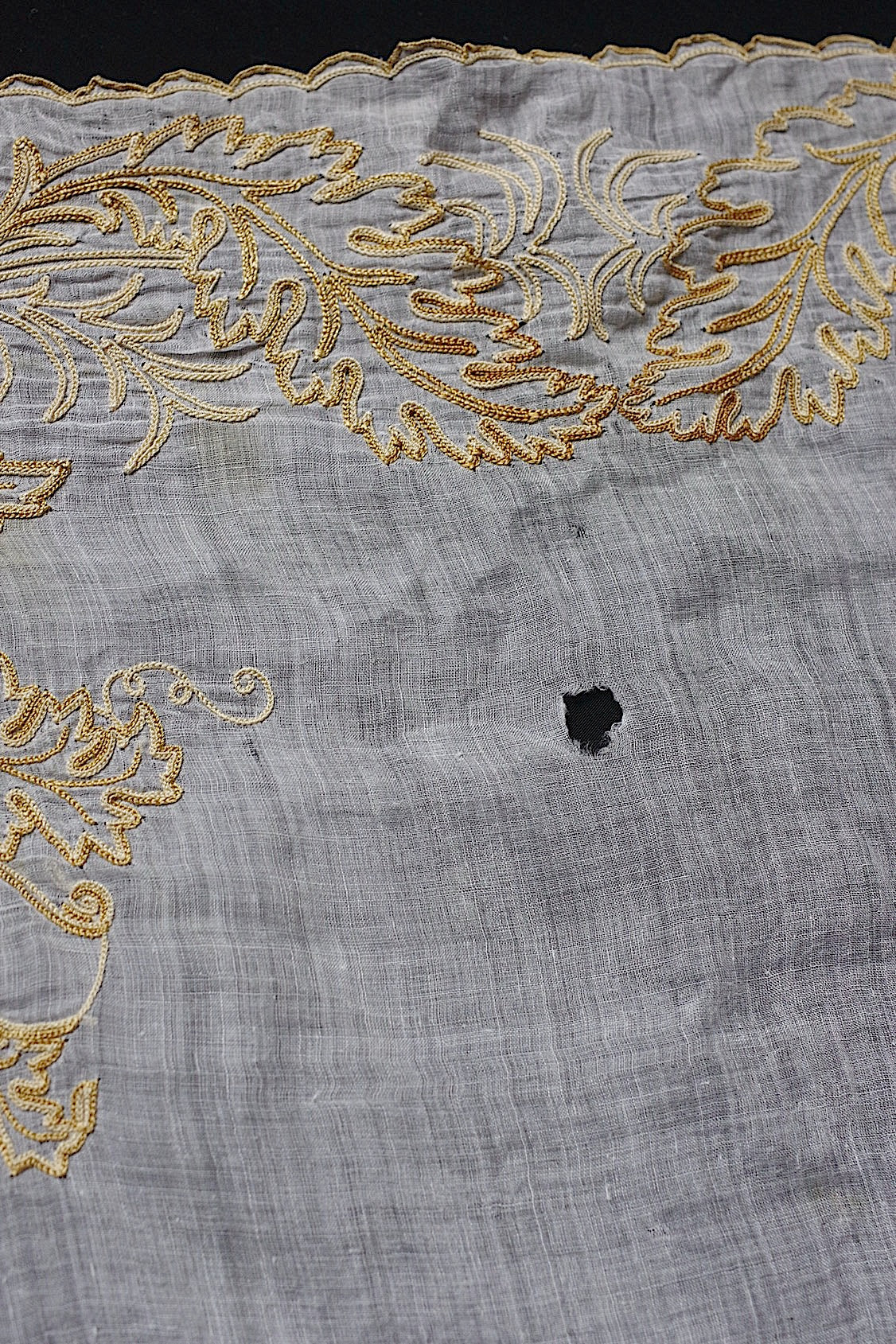 アンティークレース dentelle ancienne-antique lace 刺繍ハンカチlot 素材用 .FR a l'epoque