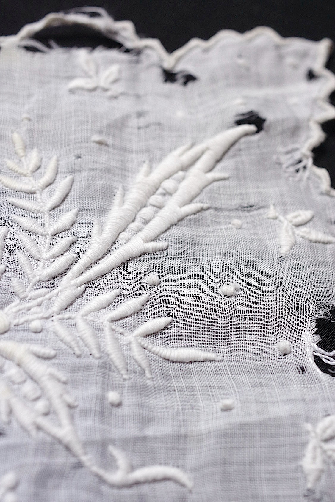 アンティークレース dentelle ancienne-antique lace 刺繍ハンカチlot 素材用 .FR a l'epoque