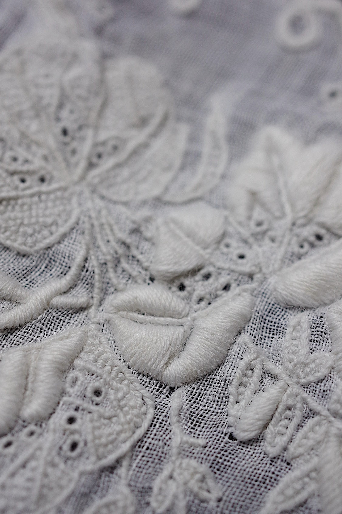 アンティークレース dentelle ancienne-antique lace 刺繍ハンカチlot 素材用 .FR a l'epoque