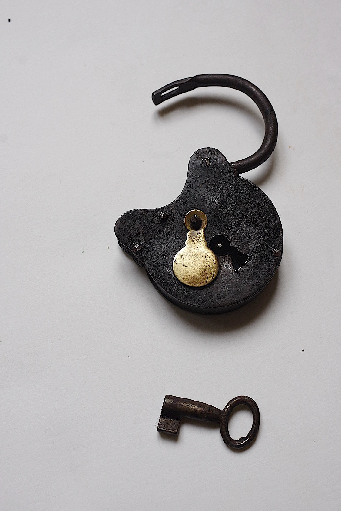 アンティーク鍵 antique cadenas .FR a l'epoque