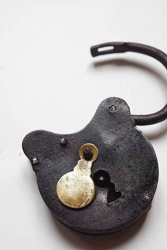 アンティーク鍵 antique cadenas .FR a l'epoque