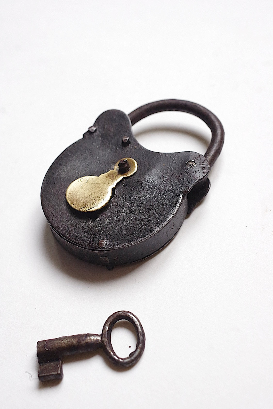 アンティーク鍵 antique cadenas .FR a l'epoque