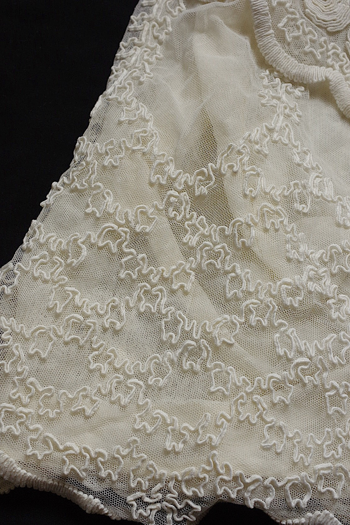 アンティーク子供服 vêtement d'enfant チュールマント .FR a l'epoque