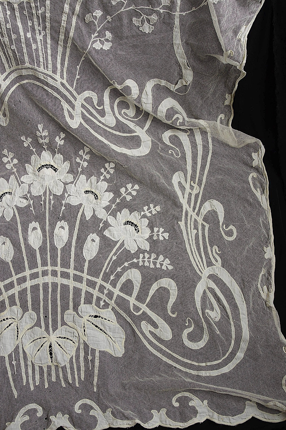 アンティークカーテン linge de maison .FR a l'epoque