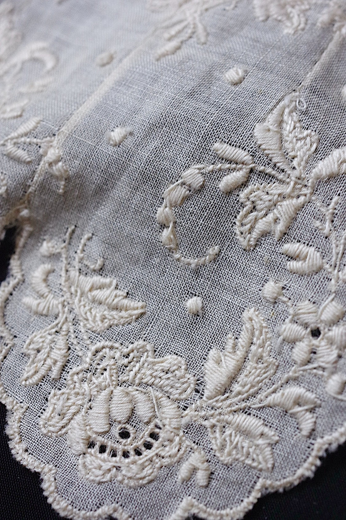 アンティークレース dentelle ancienne 224cm 90cm .FR a l'epoque