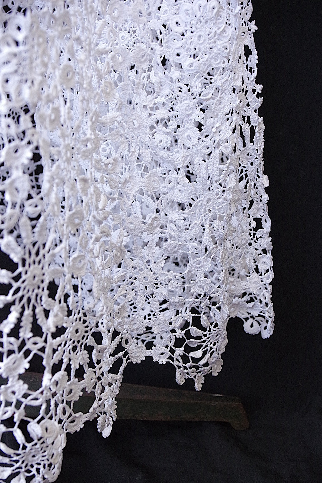 アンティーク司祭服 vêtement antique aube 2 .FR a l'epoque