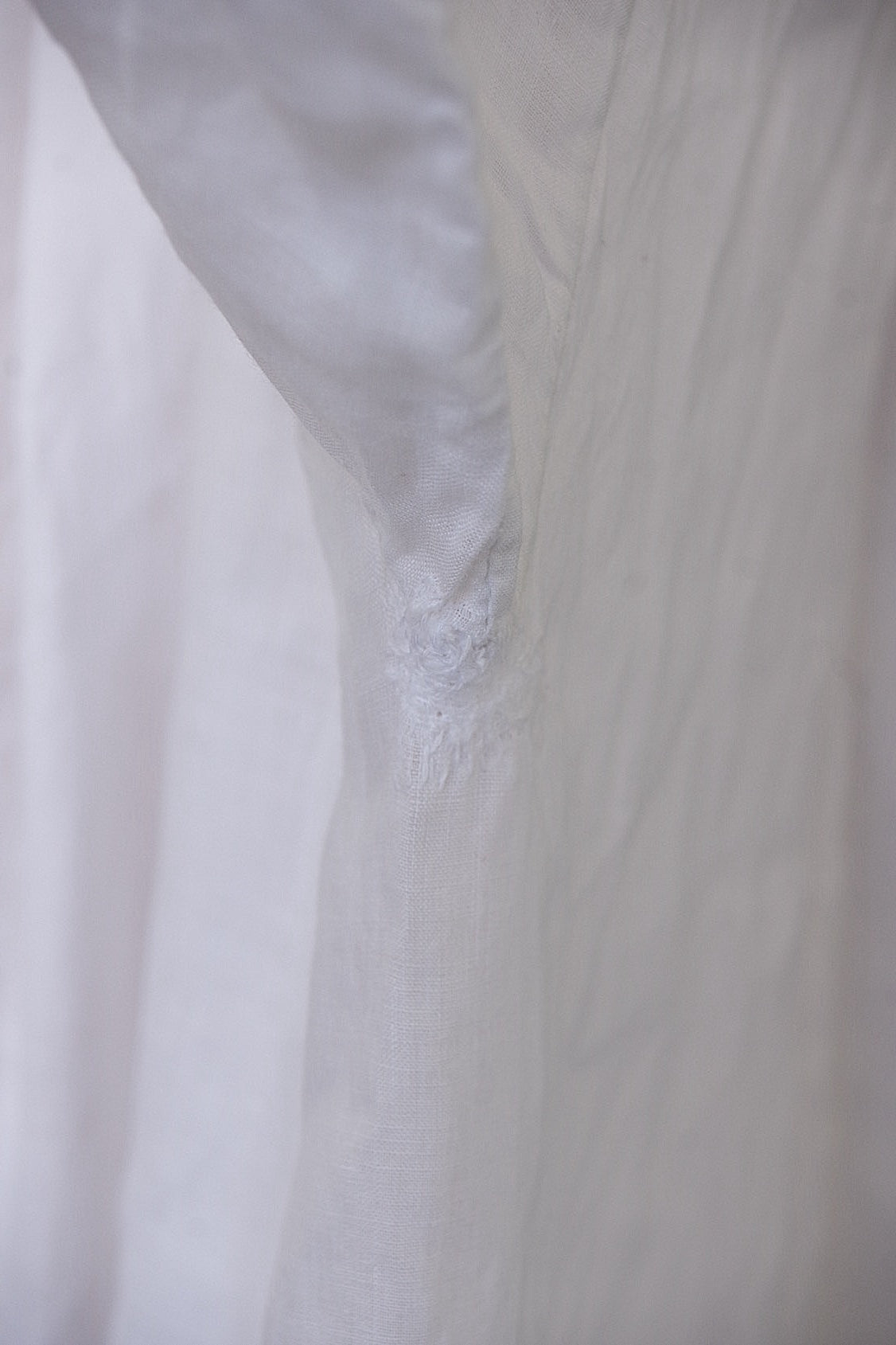 アンティーク司祭服 vêtement antique aube 2 .FR a l'epoque