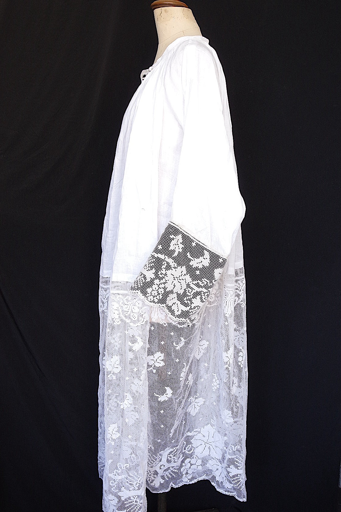アンティーク司祭服 vêtement antique aube 3 .FR a l'epoque