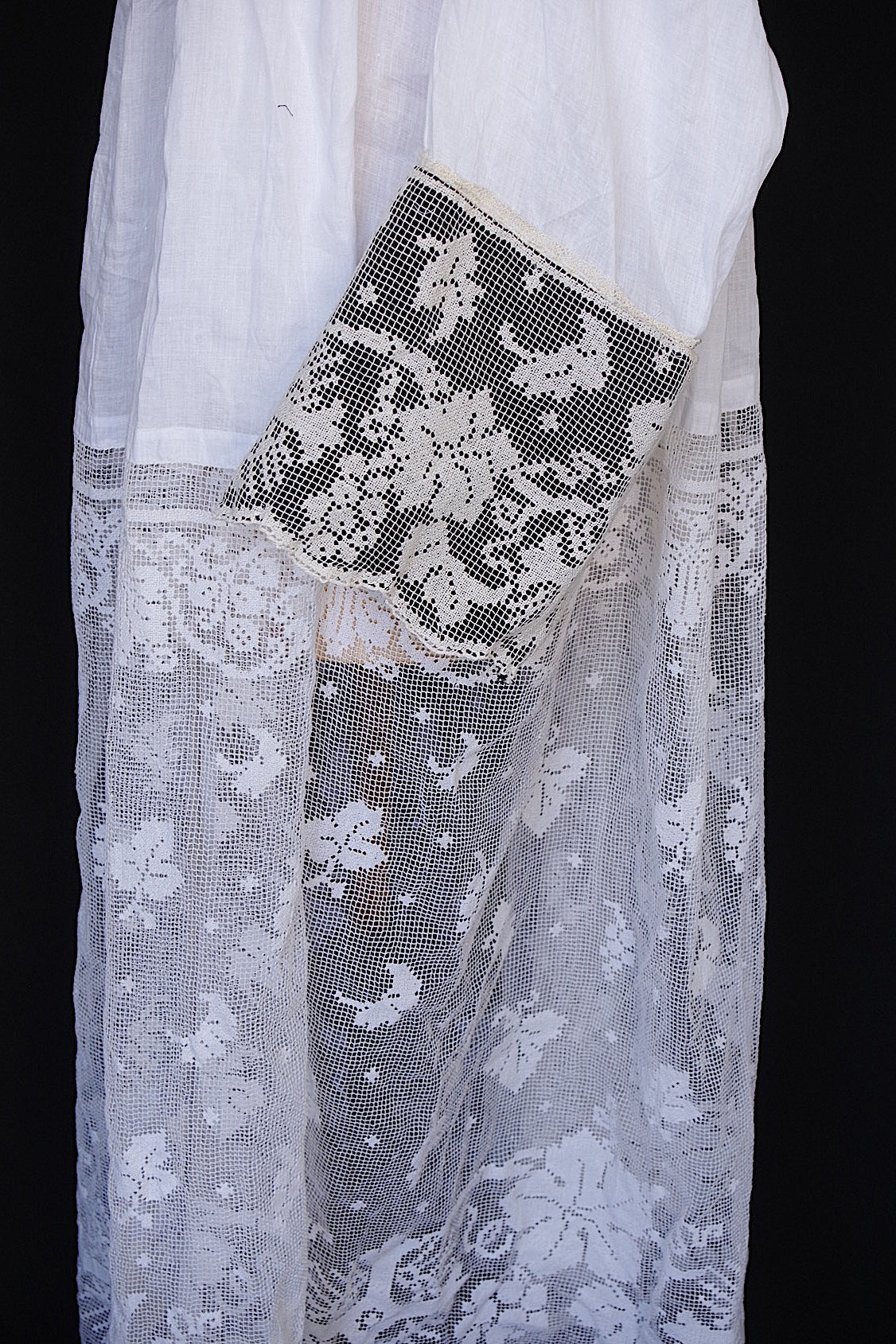 アンティーク司祭服 vêtement antique aube 3 .FR a l'epoque