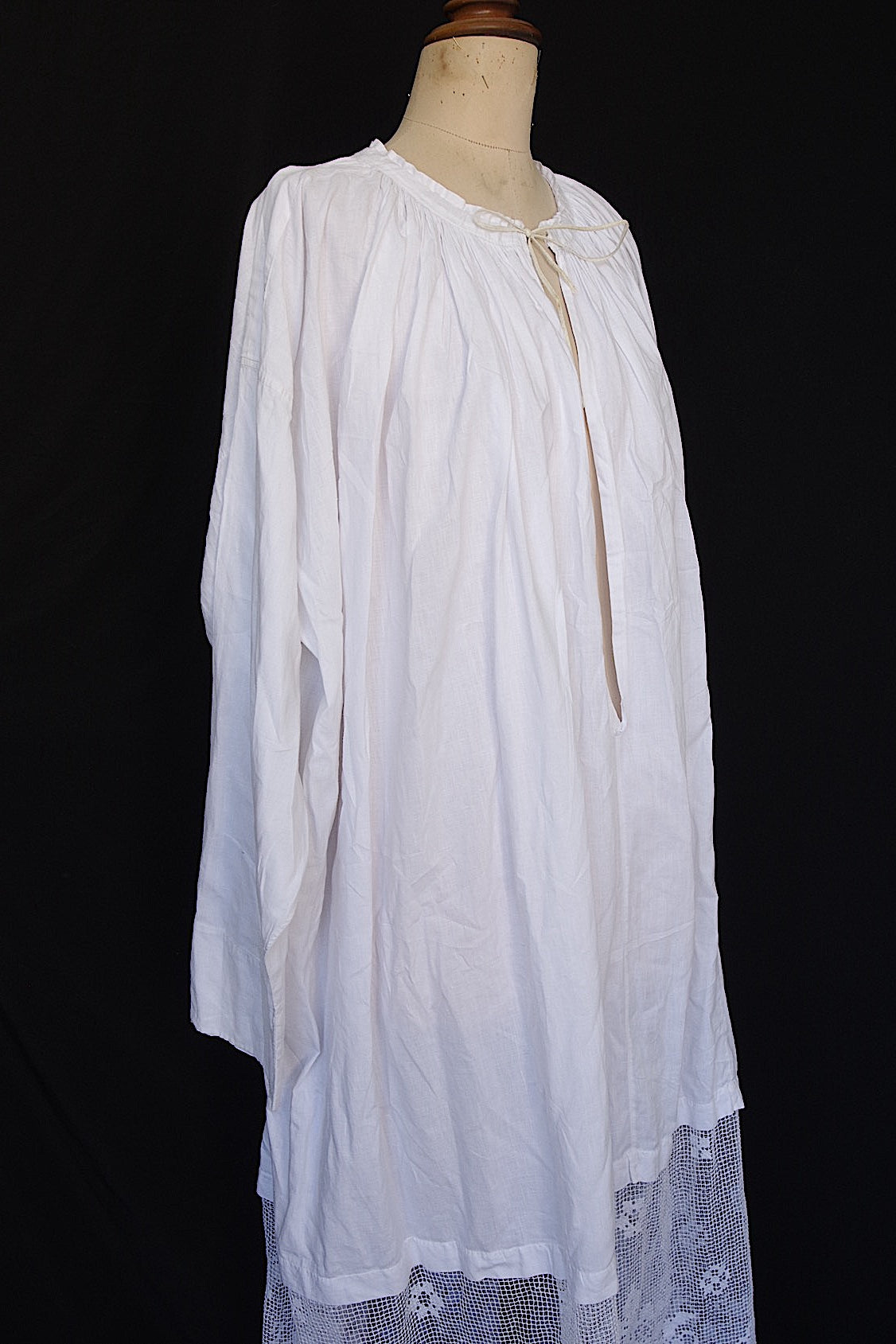 アンティーク司祭服 vêtement antique aube 4 .FR a l'epoque