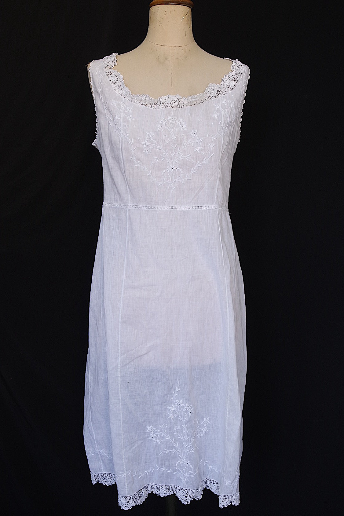 アンティークワンピース vêtement antique   .FR a l'epoque