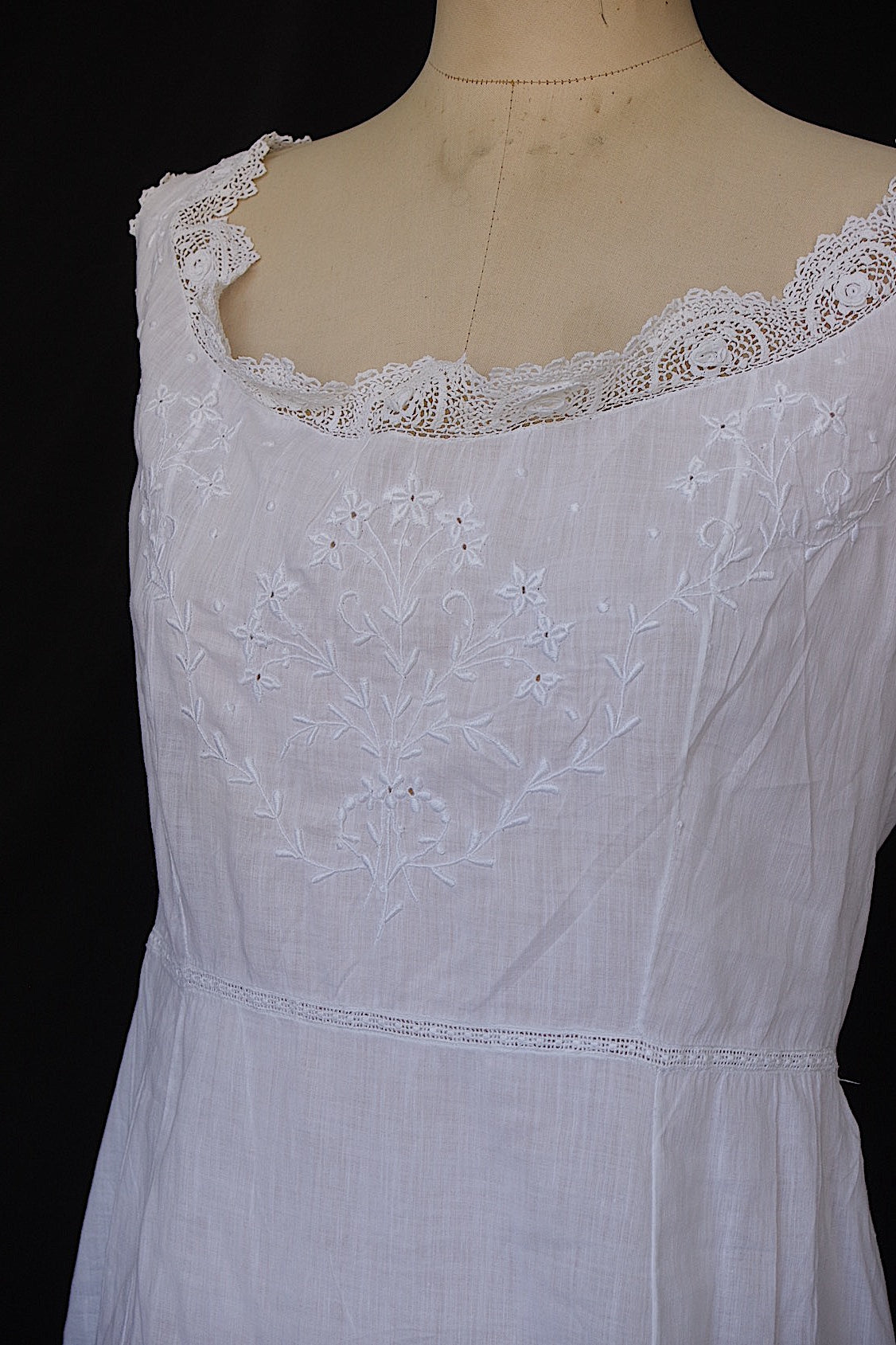 アンティークワンピース vêtement antique .FR a l'epoque