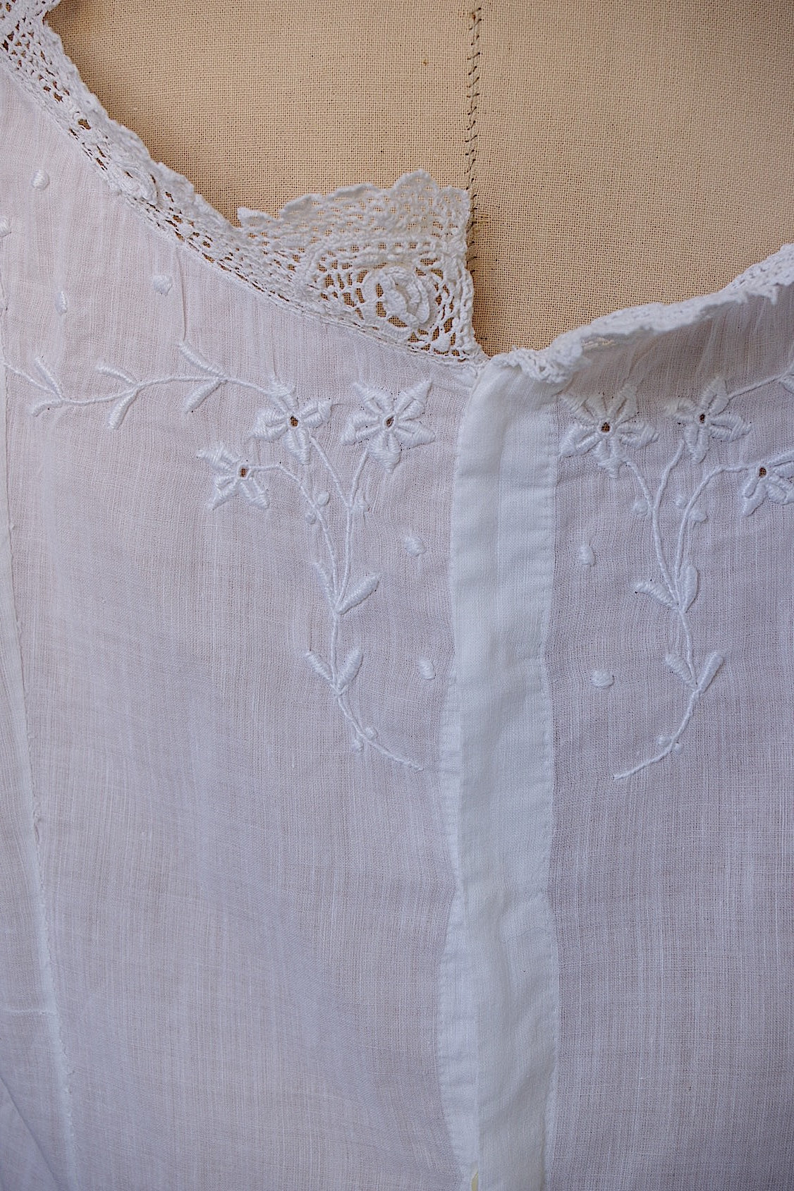 アンティークワンピース vêtement antique   .FR a l'epoque