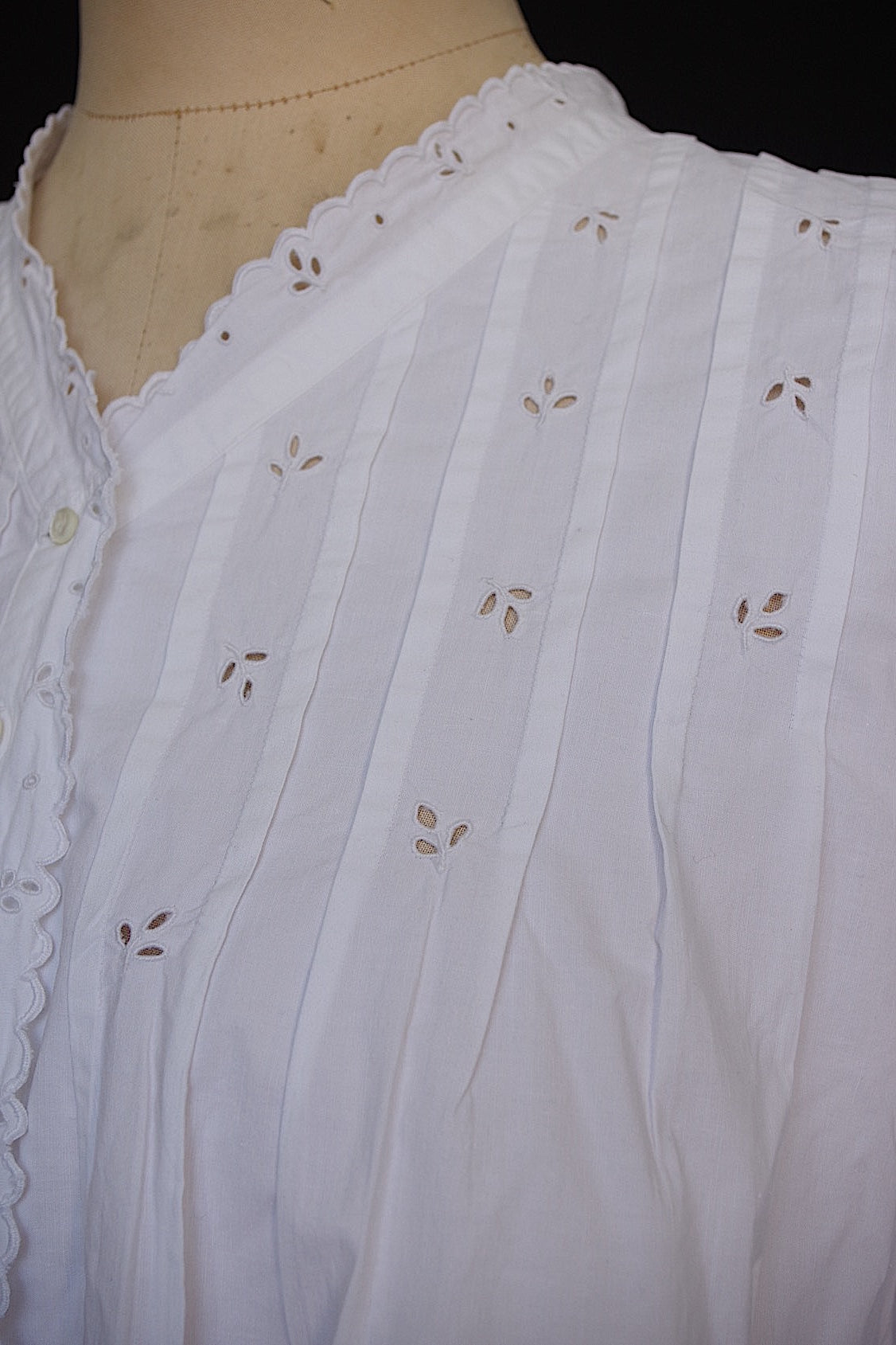 アンティークレースブラウス vêtement antique  blouse1 .FR a l'epoque