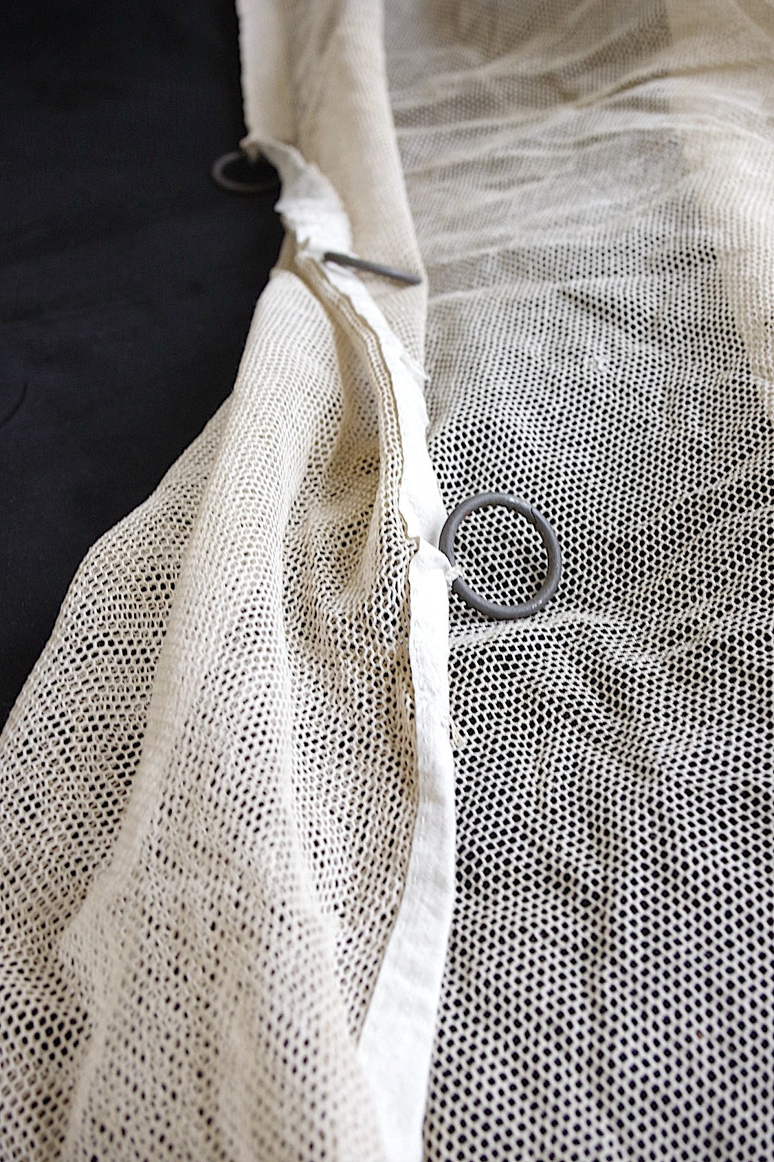 アンティークカーテン linge de maison .FR a l'epoque