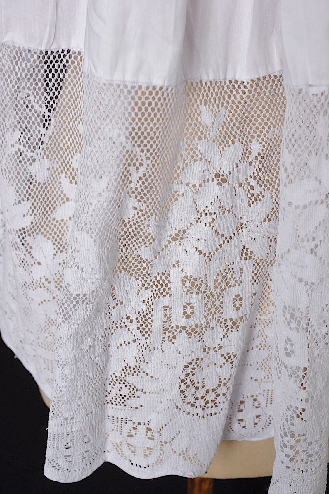 アンティークチュニック antique vêtement  surplis .FR a l'epoque