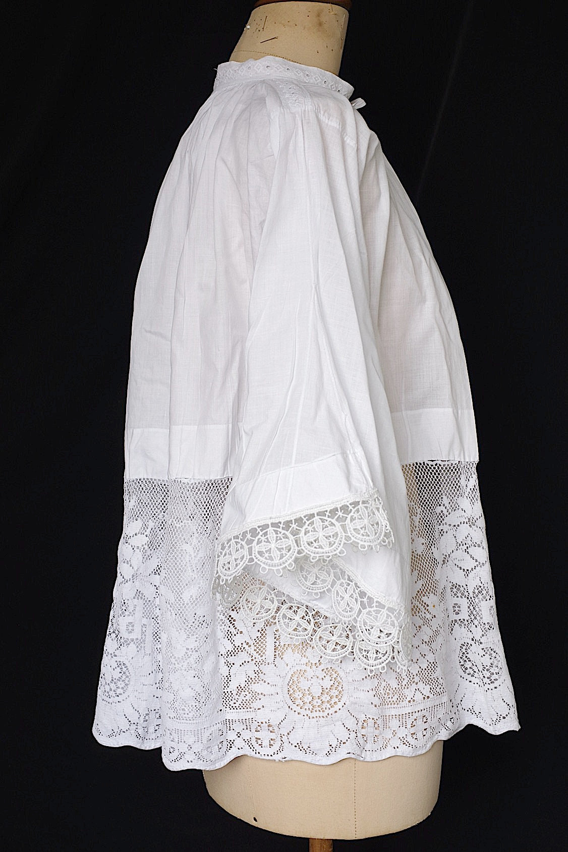 アンティークチュニック antique vêtement  surplis .FR a l'epoque