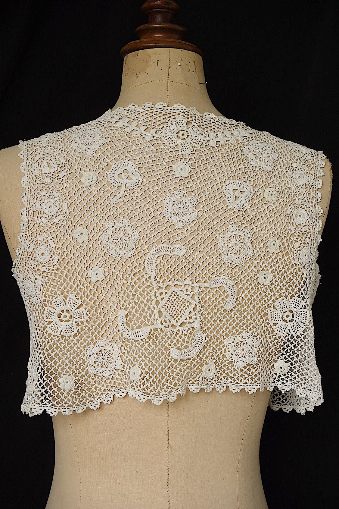 アンティークジレ antique vêtement  クロシェジレ .FR a l'epoque