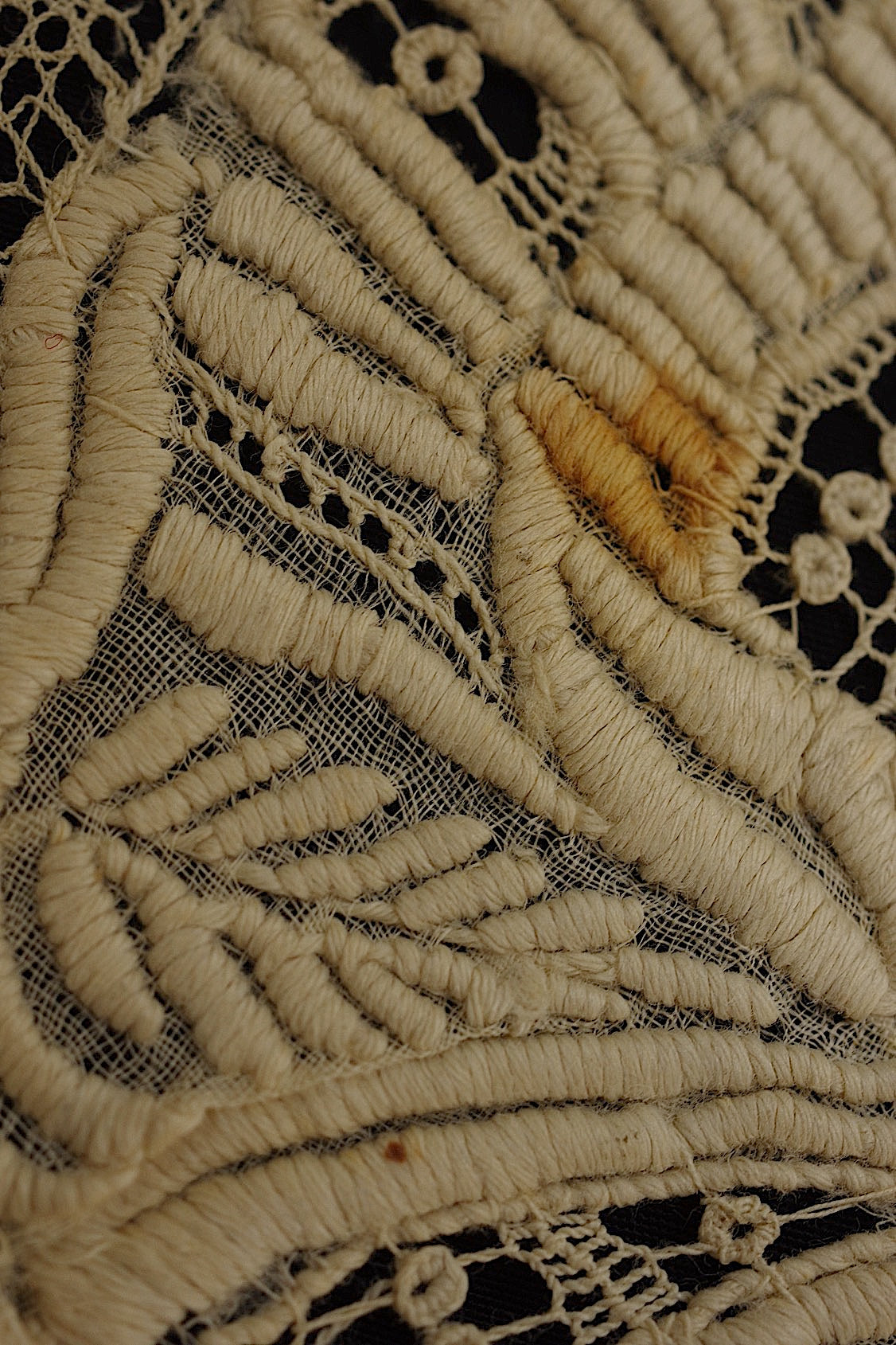 アンティークレース dentelle ancienne 刺繍モチーフ .FR a l'epoque