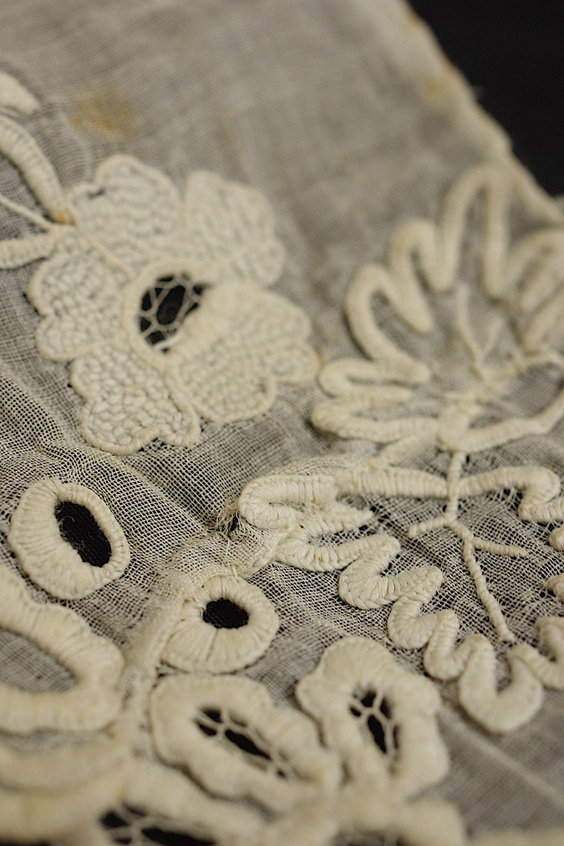 アンティークレース dentelle ancienne 刺繍レース .FR a l'epoque
