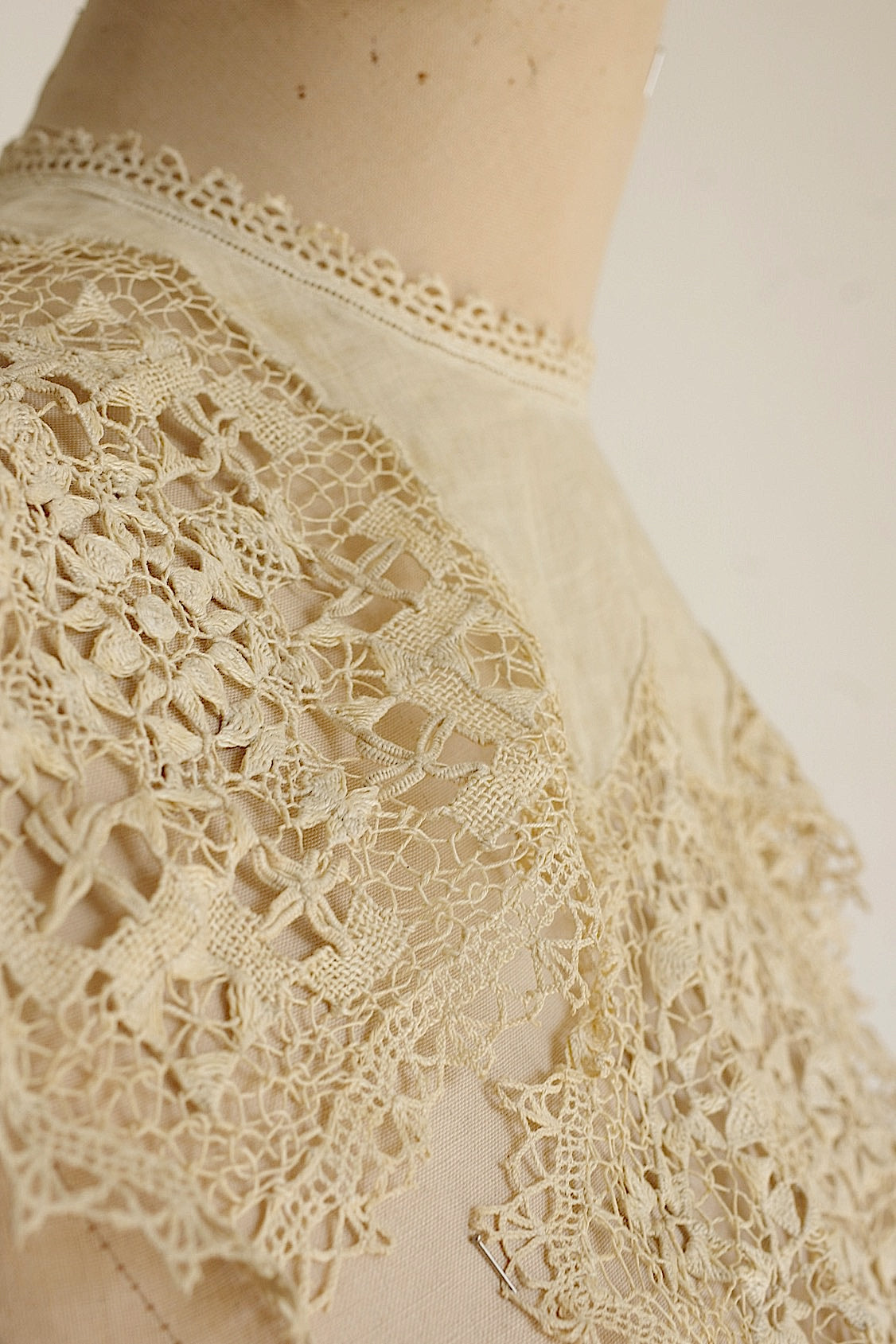 アンティークレース dentelle ancienne つけ襟1 .FR a l'epoque
