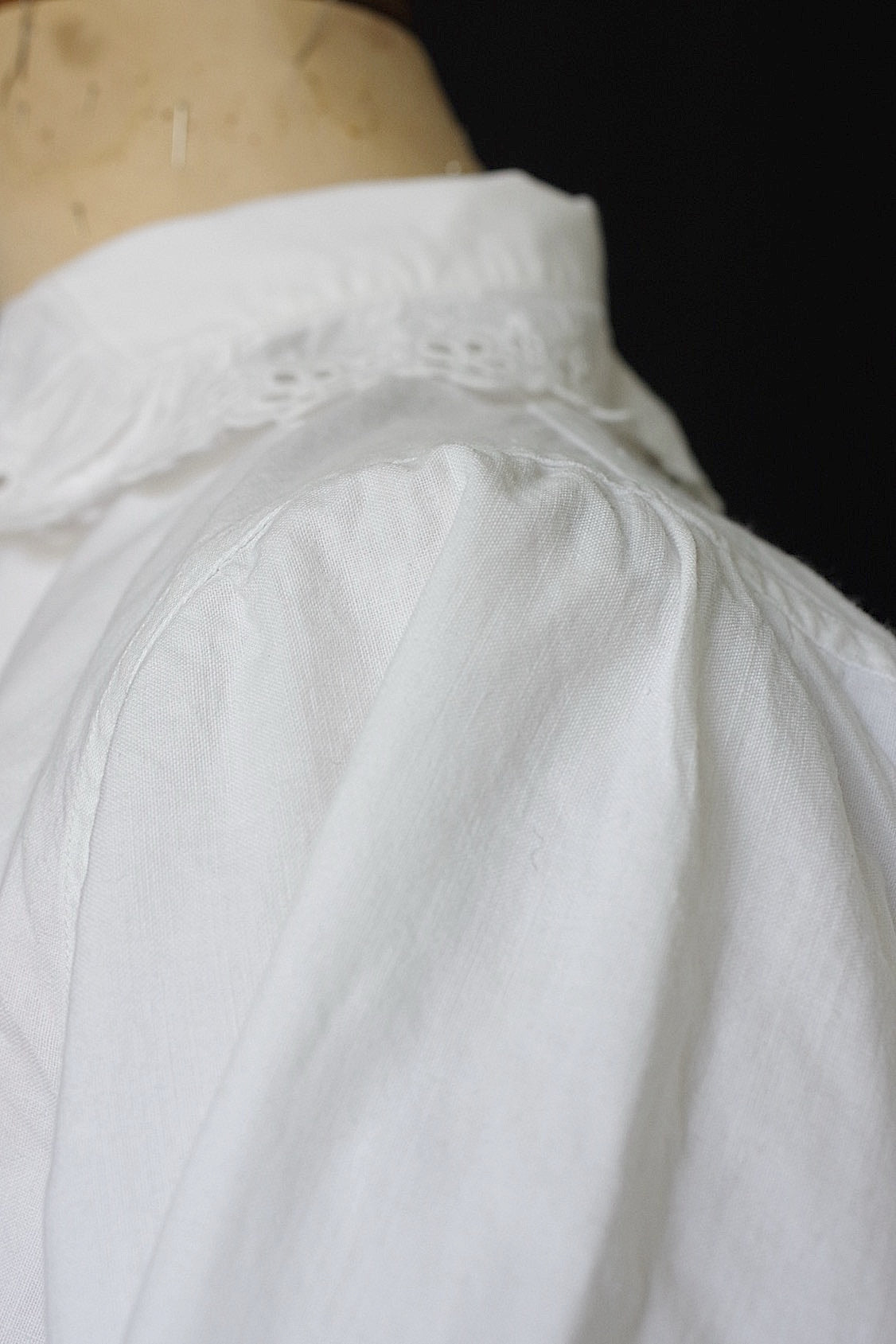 アンティークブラウス vêtement antique blouse 2 .FR a l'epoque