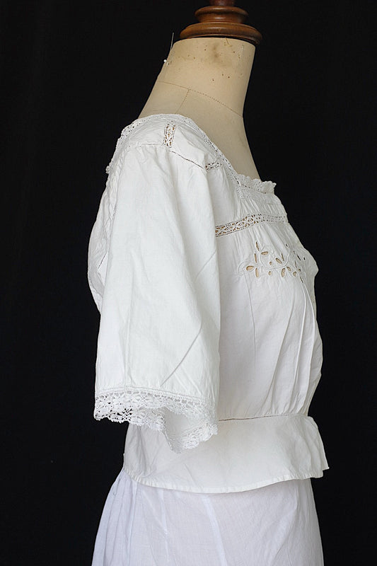 アンティークトップ vêtement antique cache corset .FR a l'epoque