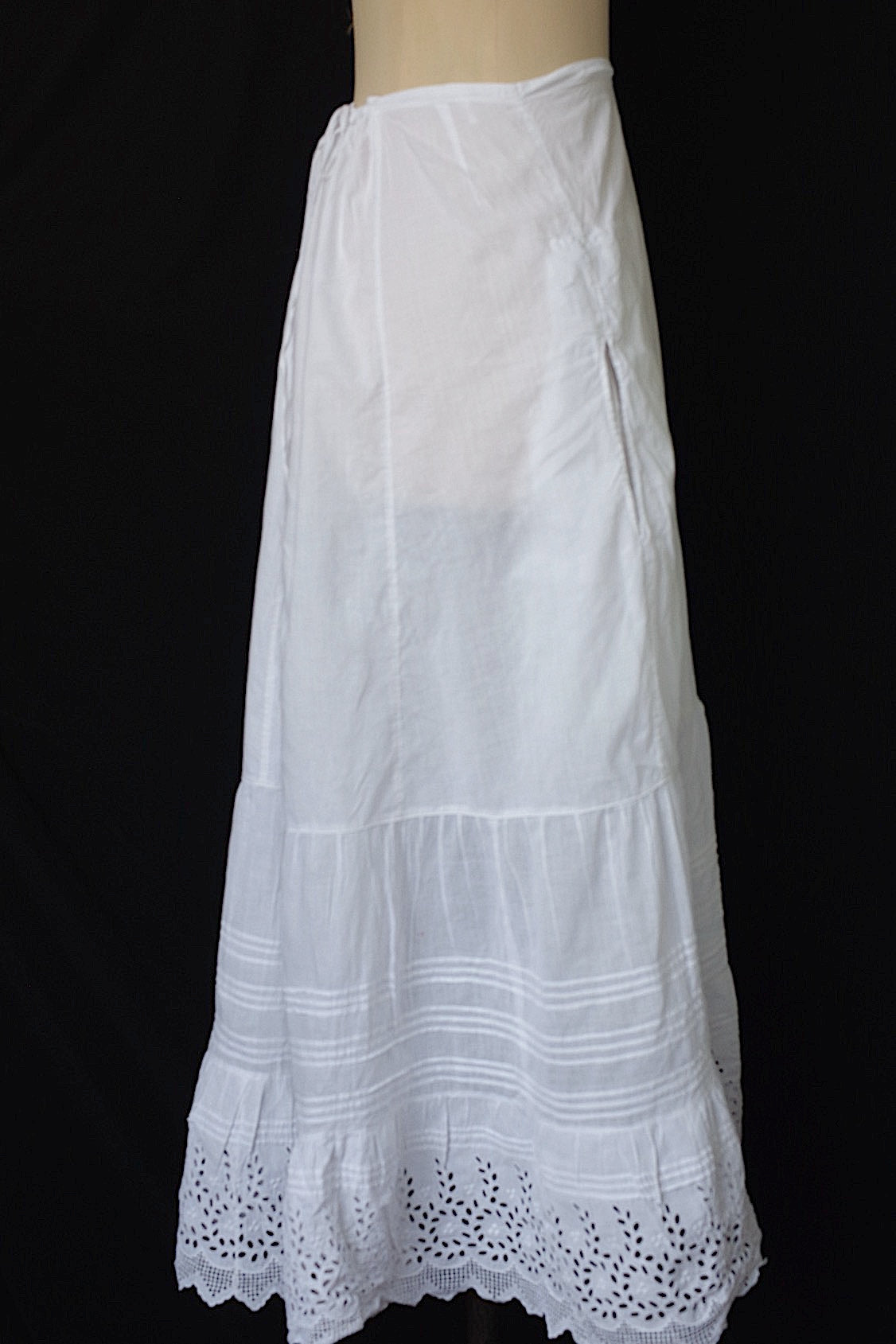 アンティークスカート vêtement antique skirt .FR a l'epoque