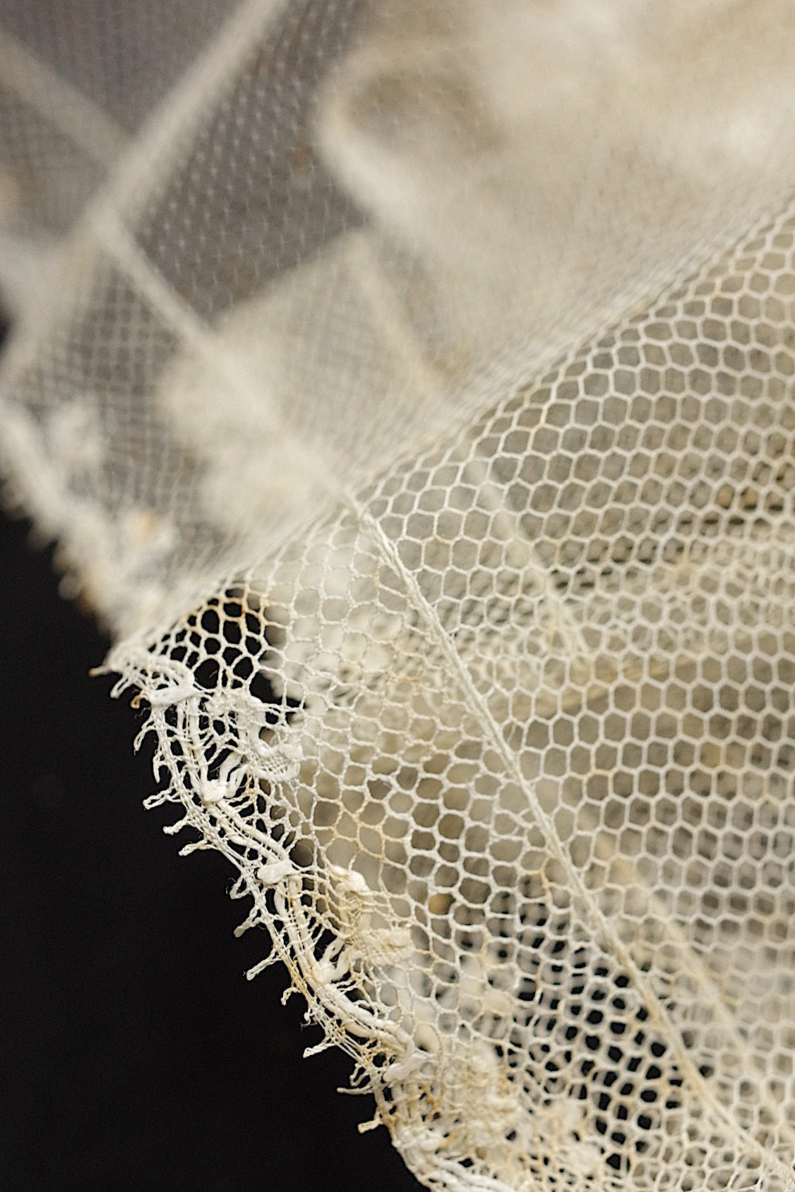 アンティークレース dentelle ancienne 100cm+440cm .FR a l'epoque