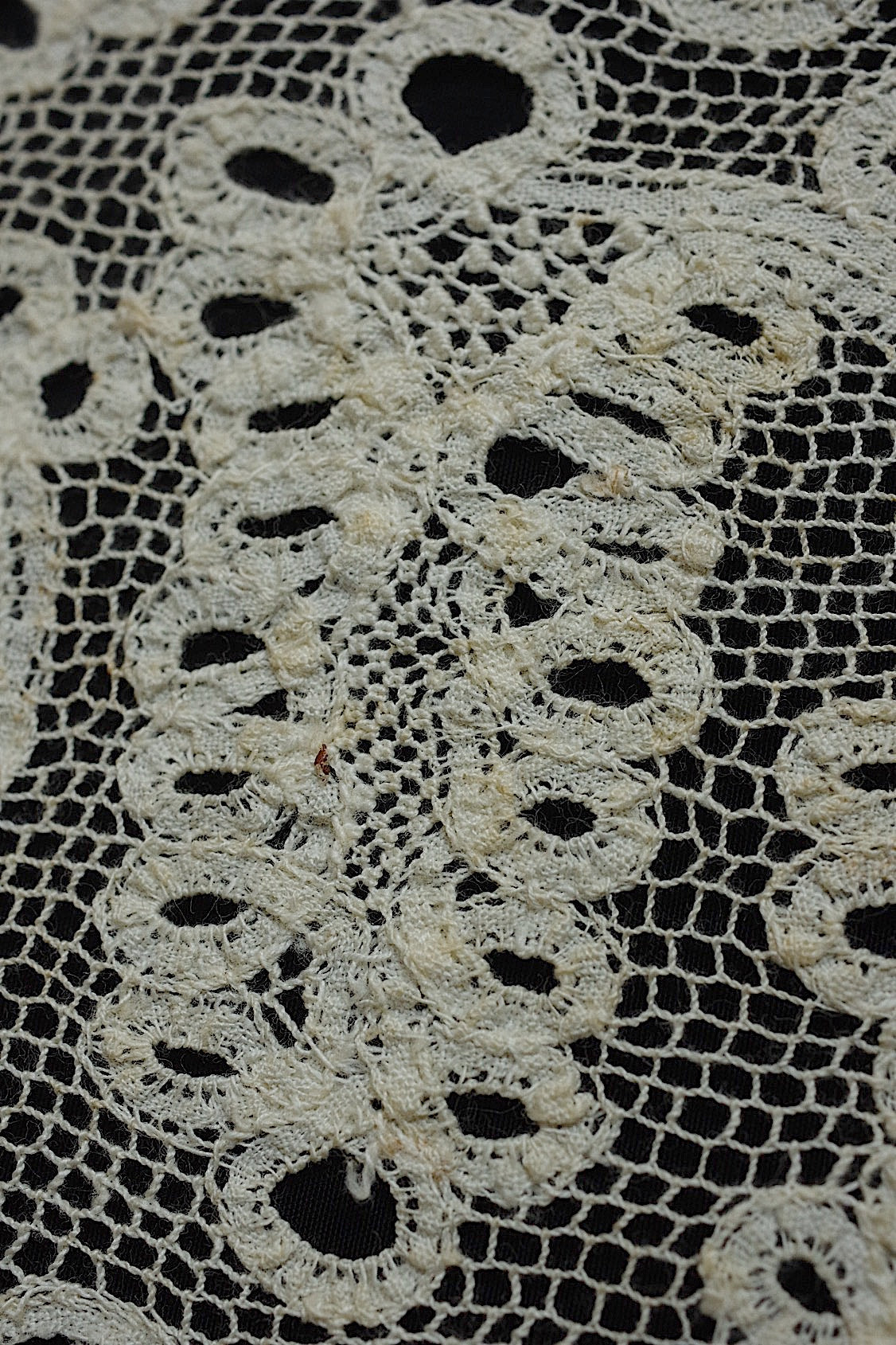 アンティークレース dentelle ancienne 285cm .FR a l'epoque
