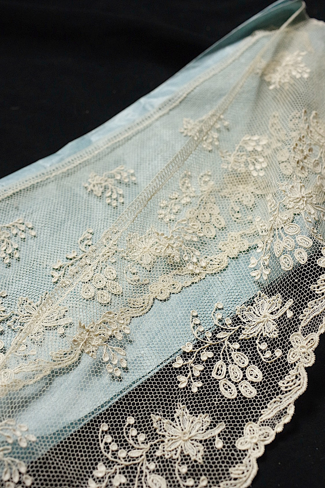 アンティークレース dentelle ancienne アランソンレース148cm .FR a l'epoque