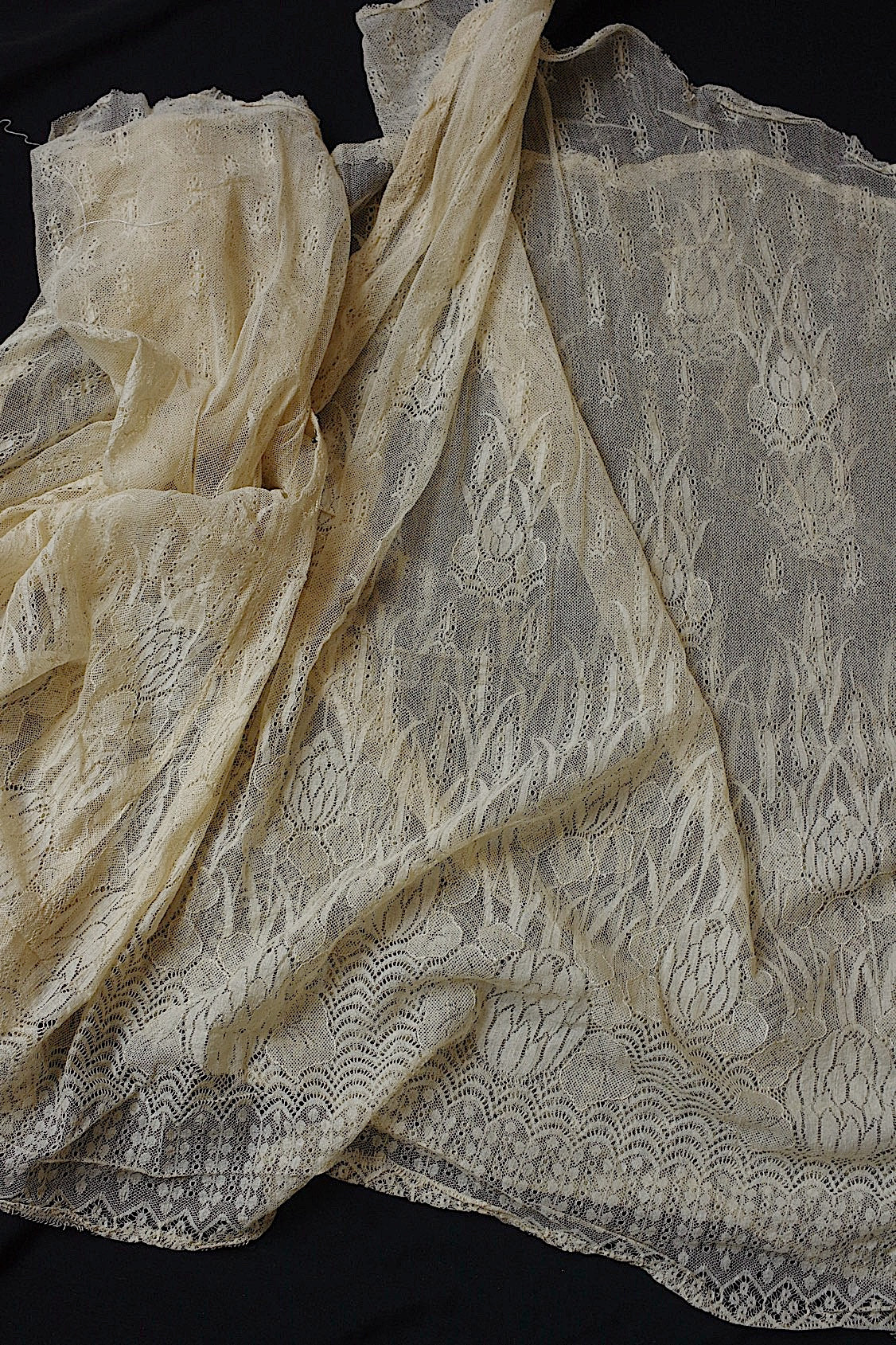 アンティークレース dentelle ancienne レースハギレ 1 .FR a l'epoque